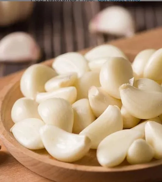 2023 New and Fresh High Quality Frozen Garlic Cloves